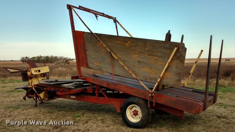 image for item DA4313 New Holland Stackliner 1010 wagon