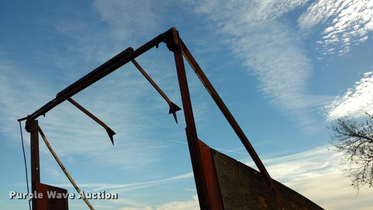 image for item DA4313 New Holland Stackliner 1010 wagon