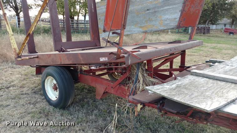 image for item DA4313 New Holland Stackliner 1010 wagon