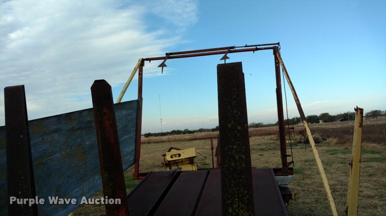 image for item DA4313 New Holland Stackliner 1010 wagon