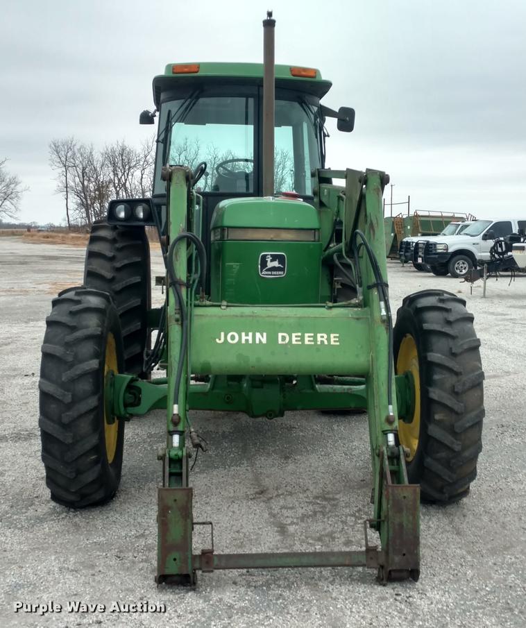 image for item DA4318 1984 John Deere 2950 tractor