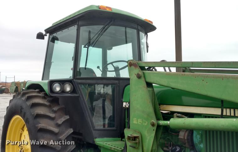 image for item DA4318 1984 John Deere 2950 tractor