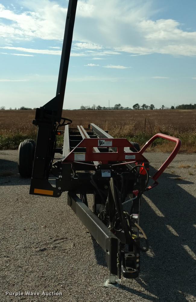 image for item DA4321 2014 Farm King BM1450R bale carrier