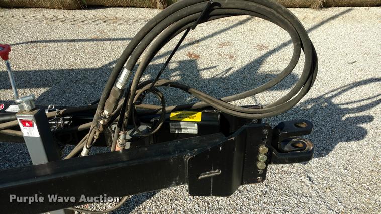 image for item DA4321 2014 Farm King BM1450R bale carrier