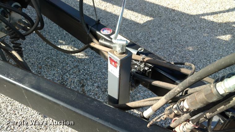 image for item DA4321 2014 Farm King BM1450R bale carrier