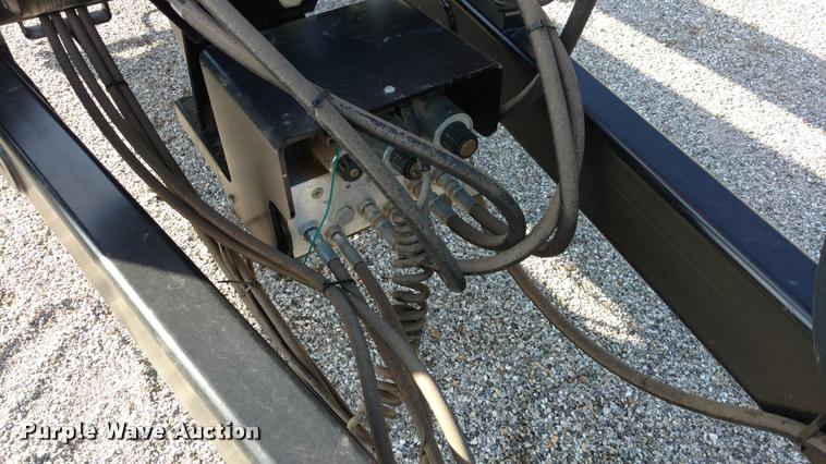 image for item DA4321 2014 Farm King BM1450R bale carrier