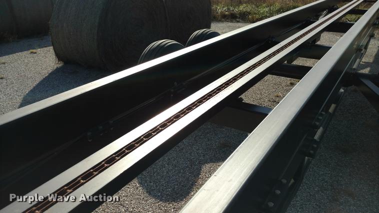 image for item DA4321 2014 Farm King BM1450R bale carrier