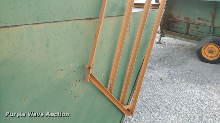 image for item DA4329 Steel creep feeder