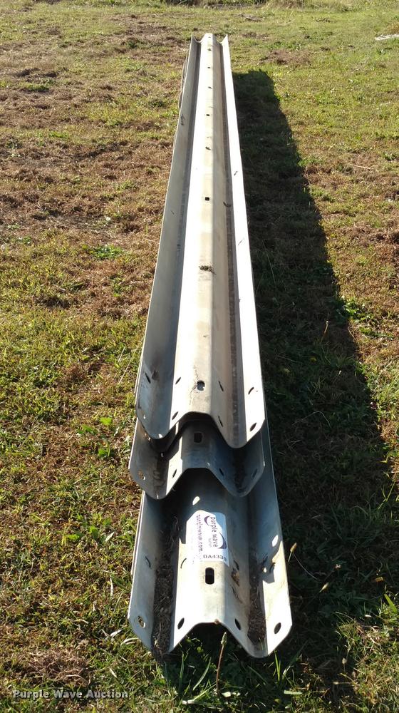 image for item DA4330 (11) pieces of guard rail