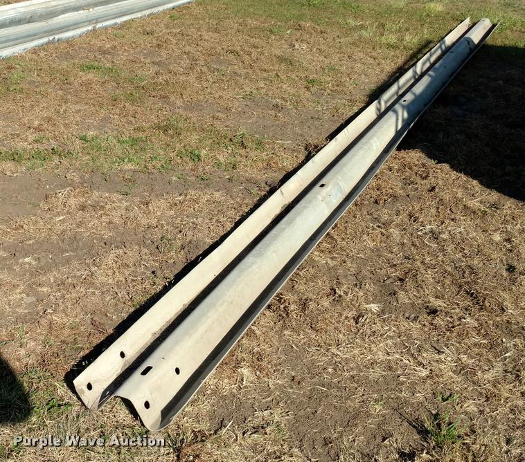 image for item DA4330 (11) pieces of guard rail