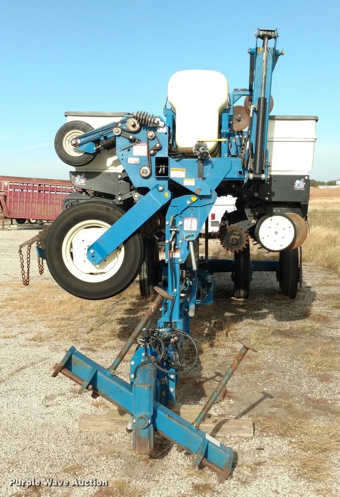 image for item DA4337 Kinze 3650 12/23 Interplant split row planter