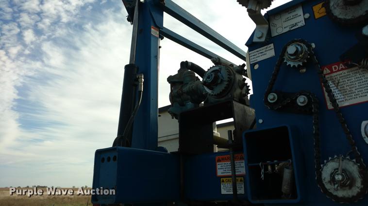 image for item DA4337 Kinze 3650 12/23 Interplant split row planter