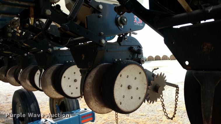 image for item DA4337 Kinze 3650 12/23 Interplant split row planter