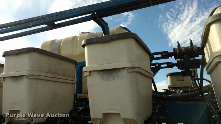 image for item DA4337 Kinze 3650 12/23 Interplant split row planter