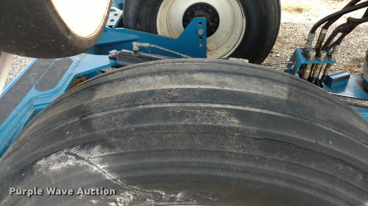 image for item DA4337 Kinze 3650 12/23 Interplant split row planter