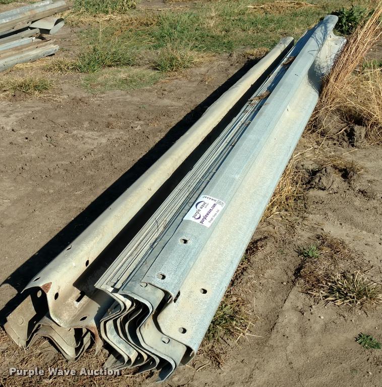 image for item DA4342 (15) pieces of guard rail