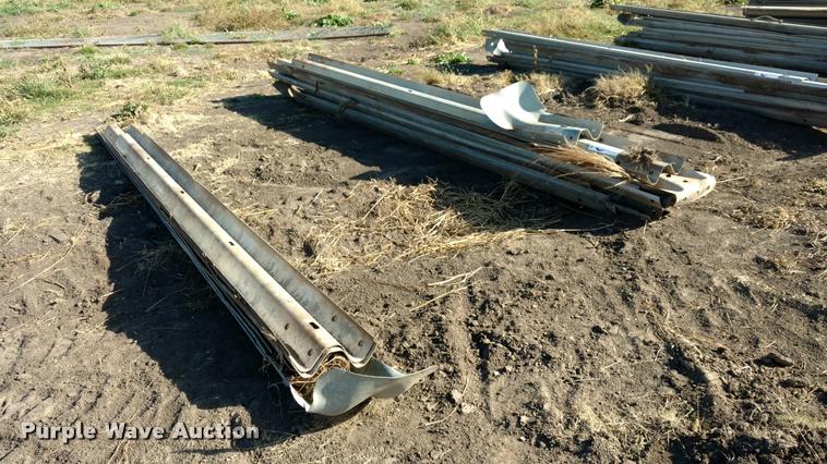 image for item DA4345 (21) pieces of guard rail
