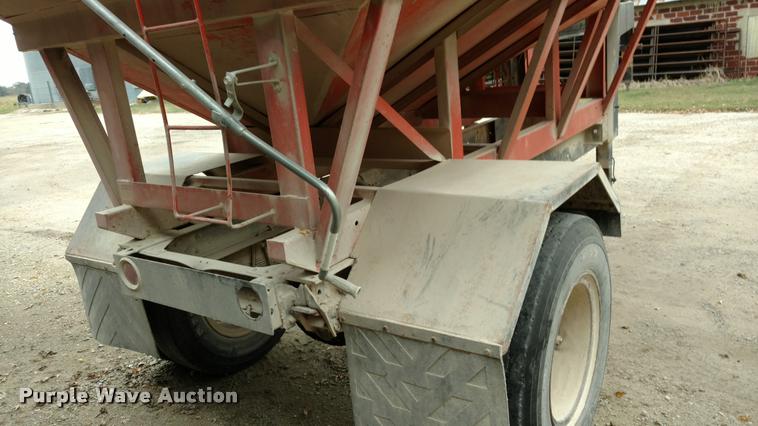 image for item DA4371 Killbros 385 seed tender