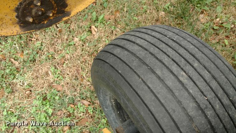 image for item DA4372 Vermeer R23 hay rake