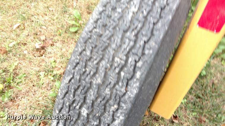 image for item DA4372 Vermeer R23 hay rake