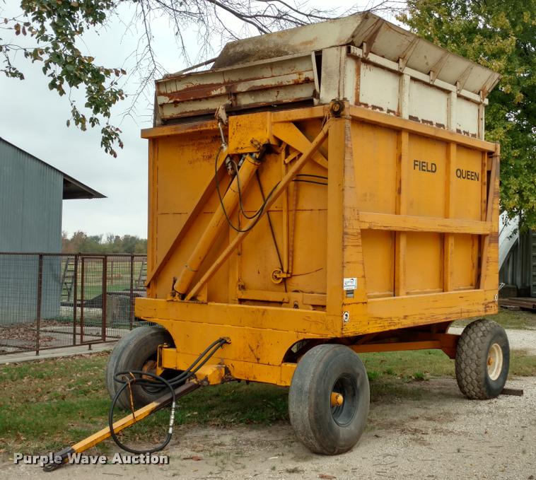 image for item DA4373 Field Queen 1408 silage dump wagon