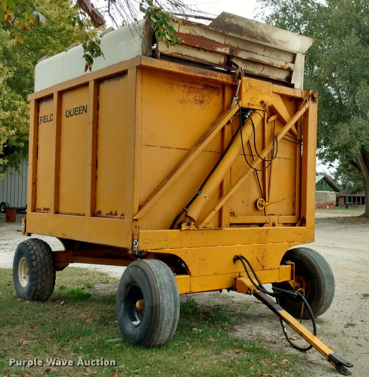 image for item DA4373 Field Queen 1408 silage dump wagon