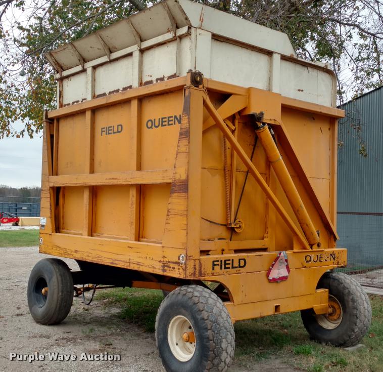 image for item DA4373 Field Queen 1408 silage dump wagon