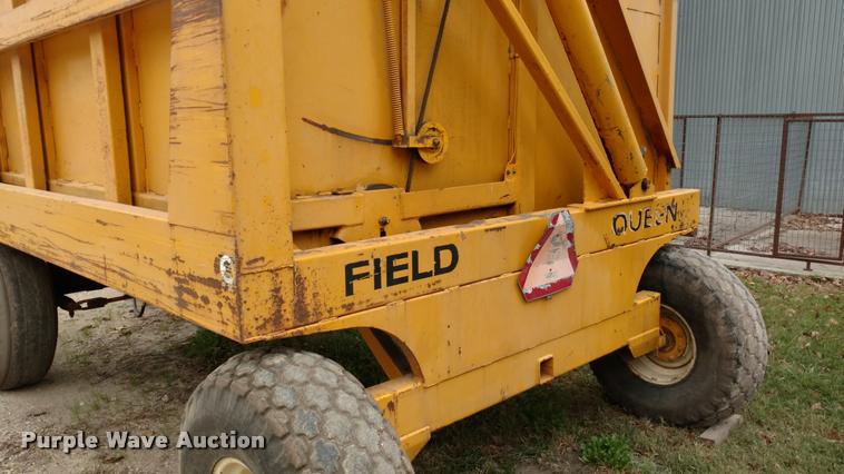 image for item DA4373 Field Queen 1408 silage dump wagon