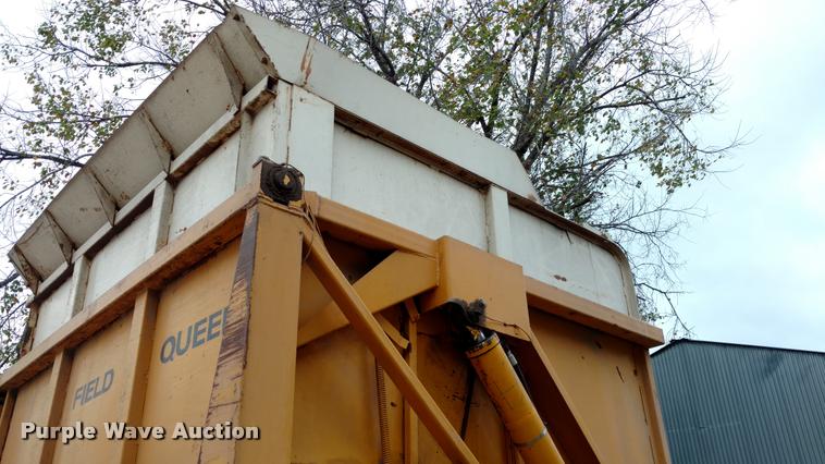 image for item DA4373 Field Queen 1408 silage dump wagon
