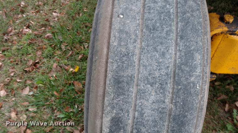 image for item DA4373 Field Queen 1408 silage dump wagon