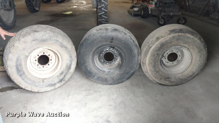 image for item DA4373 Field Queen 1408 silage dump wagon