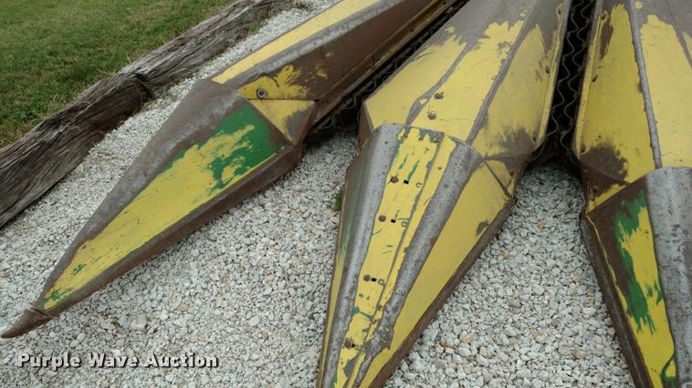 image for item DA4375 John Deere 3970 forage harvester