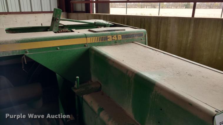 image for item DA4380 John Deere 348 small square baler