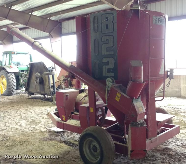 image for item DA4381 Farm Hand 822 grinder/mixer