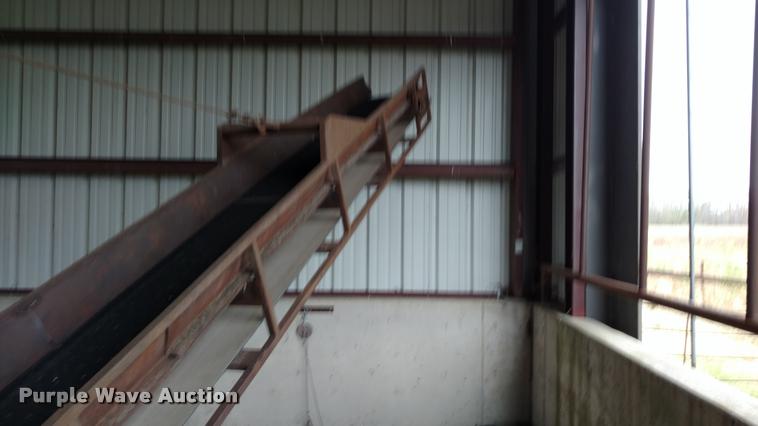 image for item DA4383 HayBuster RG9 tub grinder