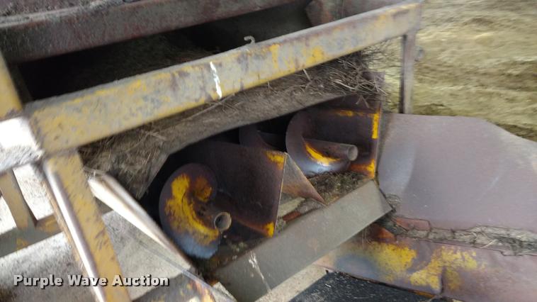 image for item DA4383 HayBuster RG9 tub grinder