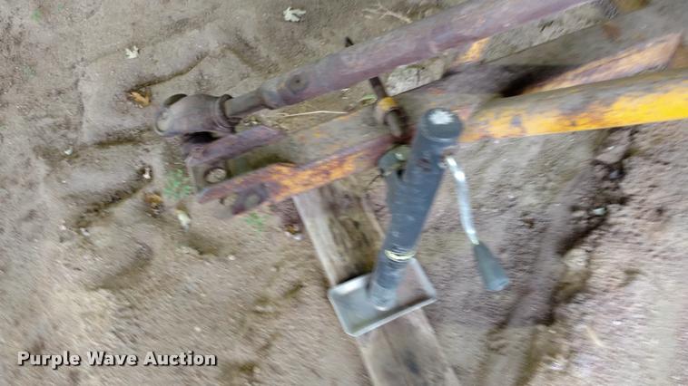 image for item DA4383 HayBuster RG9 tub grinder