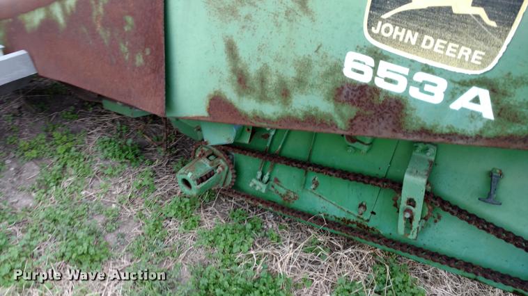 image for item DA4384 John Deere 653A row crop head