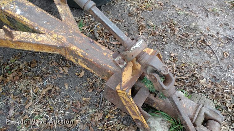 image for item DA4385 Hancock elevating scraper