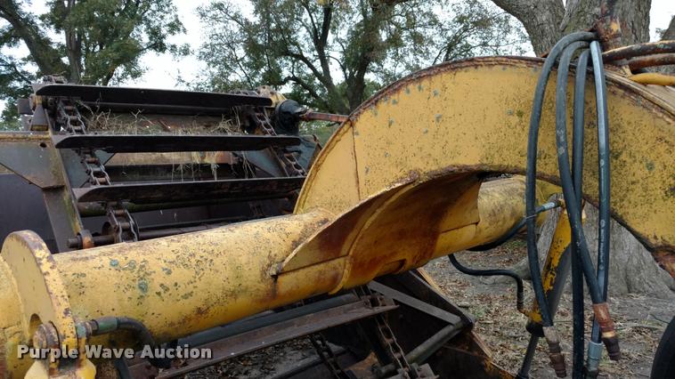 image for item DA4385 Hancock elevating scraper