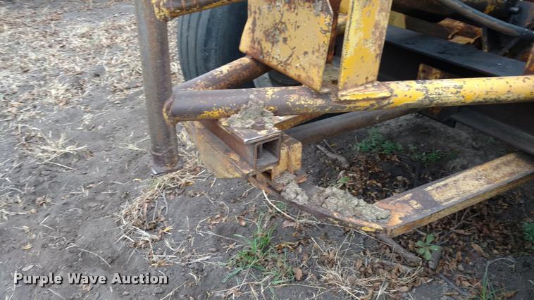 image for item DA4385 Hancock elevating scraper