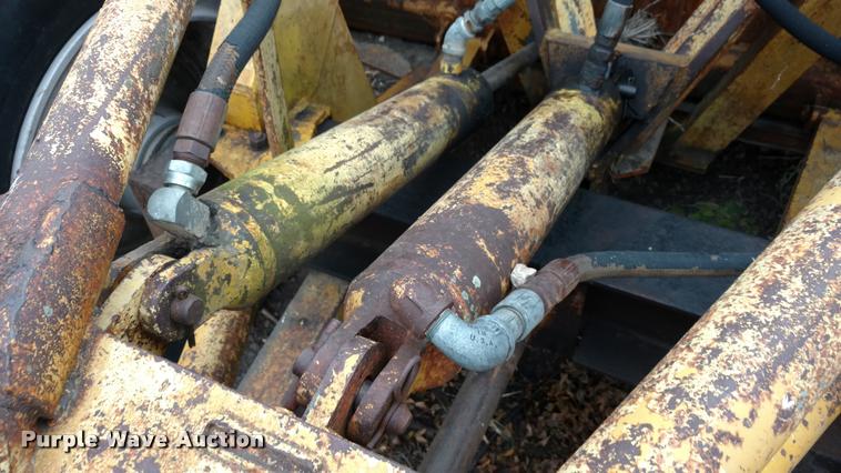 image for item DA4385 Hancock elevating scraper