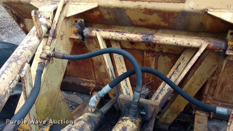 image for item DA4385 Hancock elevating scraper