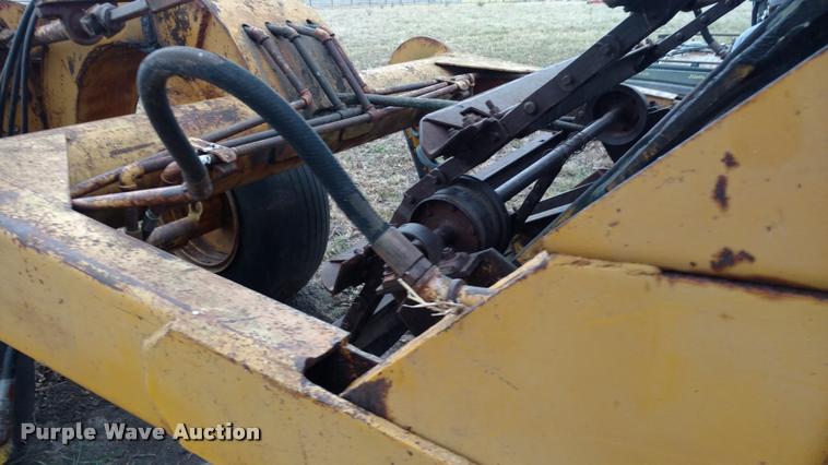 image for item DA4385 Hancock elevating scraper