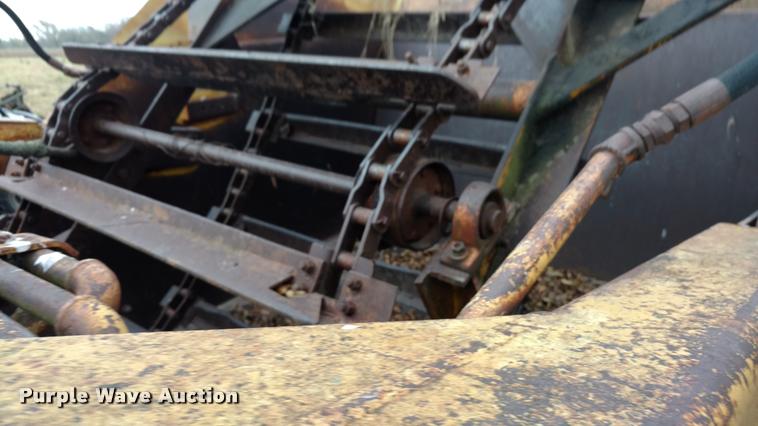 image for item DA4385 Hancock elevating scraper