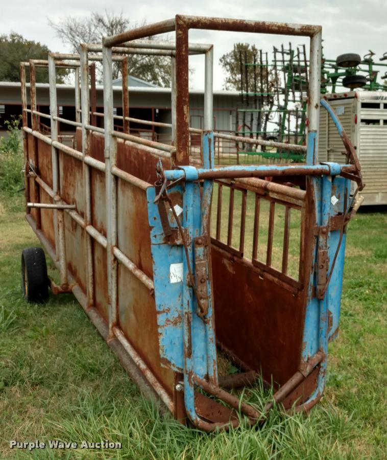 image for item DA4386 Steel livestock alley