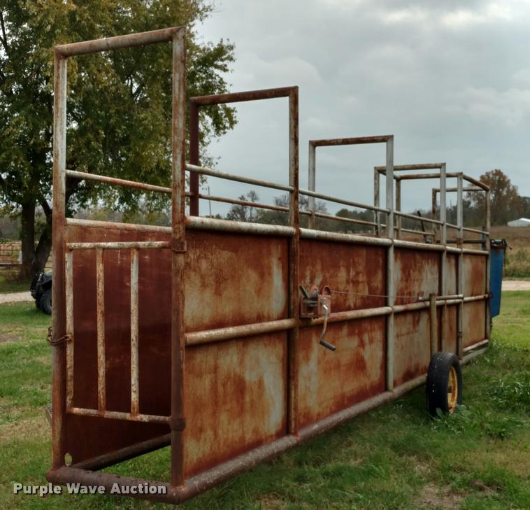 image for item DA4386 Steel livestock alley