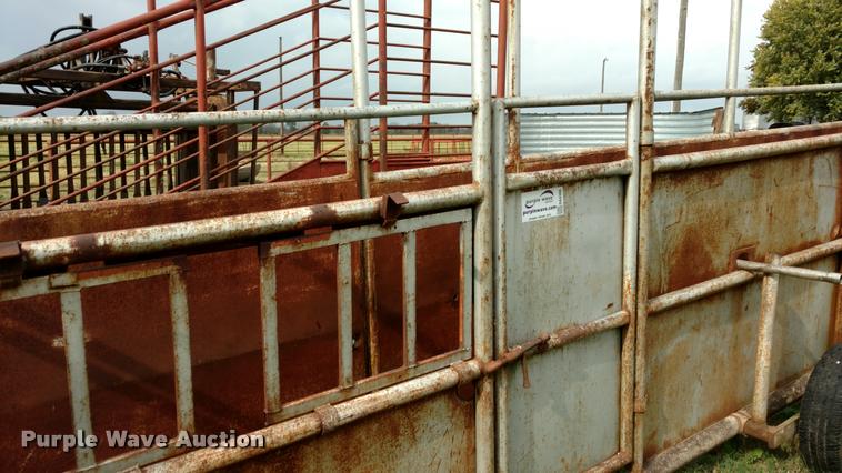 image for item DA4386 Steel livestock alley