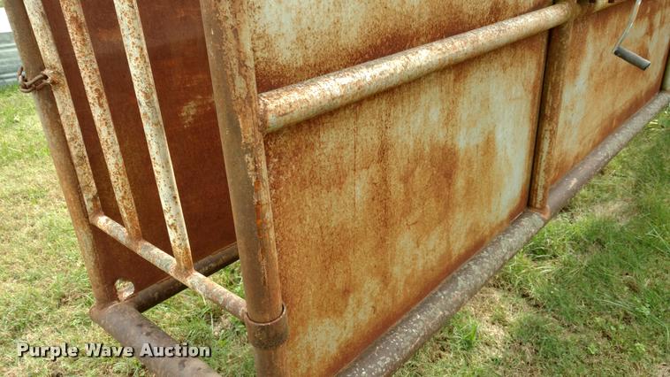 image for item DA4386 Steel livestock alley
