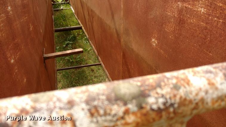 image for item DA4386 Steel livestock alley